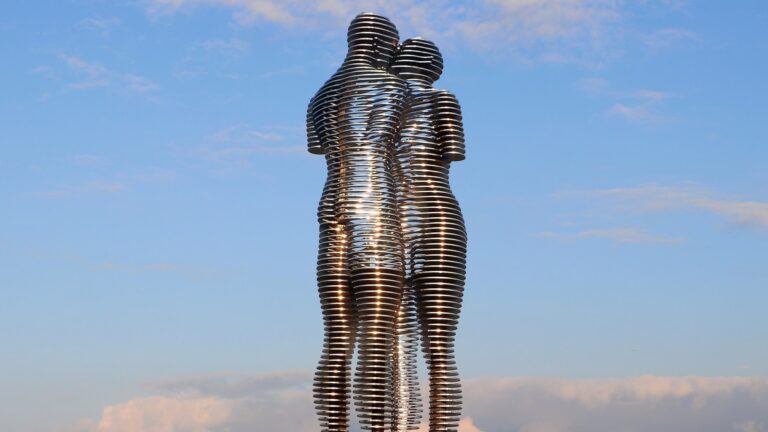Ali-and-Nino.-Batumi